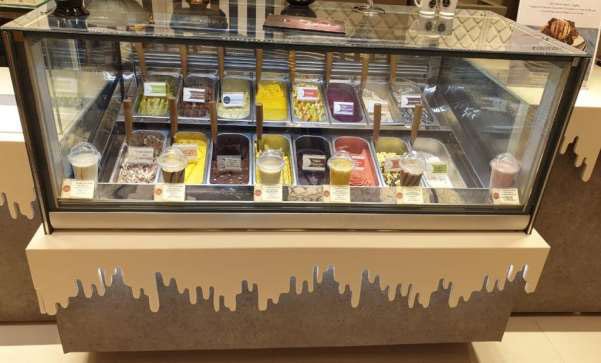 ICE-CREAM-COUNTER-1