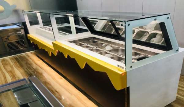 ICE-CREAM-COUNTER-11